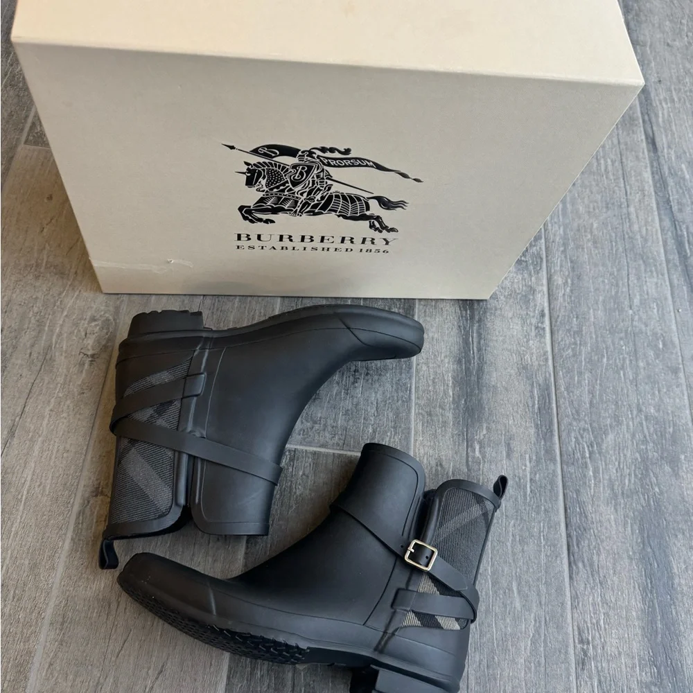 Burberry Black Short Rain Boots with Buckle Detail